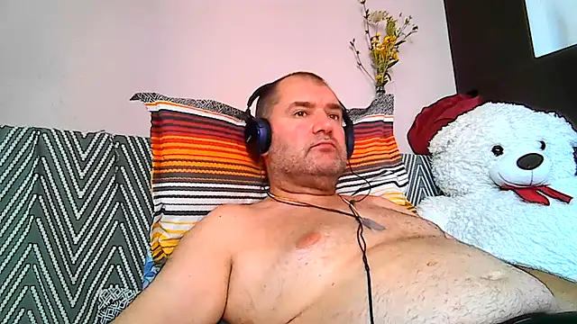 Snapshot of CristianDaniel78 chatting on August 9, 2026, 4:01 pm CristianDaniel78 online show from August 9, 2026, 4:01 pm