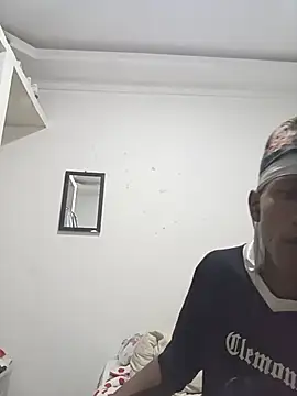 yirethxxx online show from June 24, 2026, 5:17 am