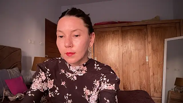 kittycat4you online show from December 19, 2024, 10:24 am