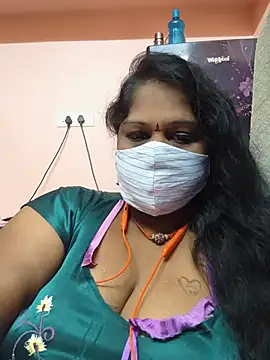 yalini1431 online show from July 7, 2026, 7:51 pm