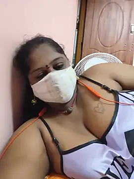 yalini1431 online show from July 30, 2026, 11:15 pm