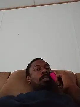 Snapshot of Blu334 chatting on July 21, 2026, 3:36 pm Blu334 online show from July 21, 2026, 3:36 pm