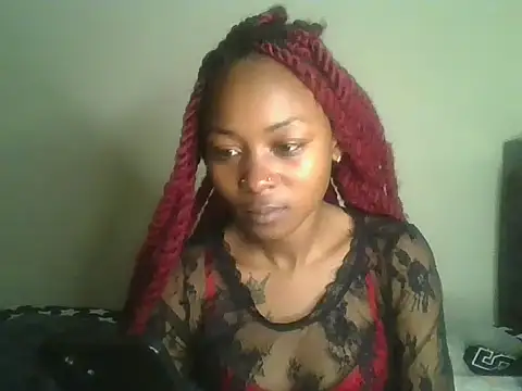 Snapshot of Prettyquueen chatting on August 2, 2026, 4:44 am Prettyquueen online show from August 2, 2026, 4:44 am