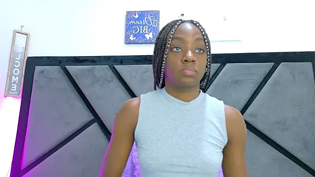 DarkDuchess online show from June 25, 2026, 11:48 am