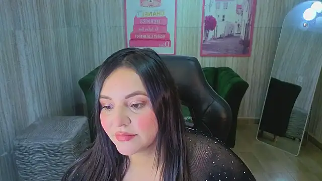 Snapshot of anthonella_stone_t chatting on July 2, 2026, 7:09 pm anthonella stone t online show from July 2, 2026, 7:09 pm