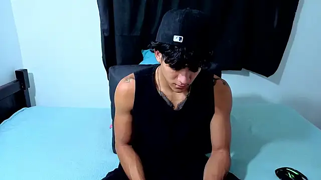 Snapshot of Noah__Dick chatting on July 12, 2026, 6:37 am Noah Dick online show from July 12, 2026, 6:37 am