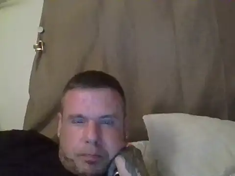 Snapshot of hotwetblondendaddy chatting on July 11, 2026, 8:06 am hotwetblondendaddy online show from July 11, 2026, 8:06 am