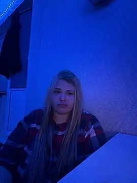 Snapshot of _Cally_cat_ chatting on June 26, 2026, 6:56 pm Cally cat online show from June 26, 2026, 6:56 pm