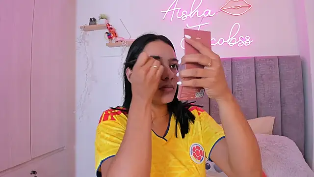 Snapshot of Aishajb_02 chatting on July 3, 2026, 5:30 pm Aishajb 02 online show from July 3, 2026, 5:30 pm
