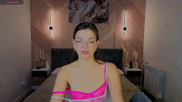 Snapshot of Megan_Fosterr chatting on July 2, 2026, 3:23 am Megan Fosterr online show from July 2, 2026, 3:23 am