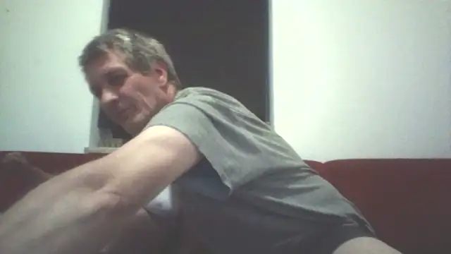 Snapshot of Happy_Wife chatting on August 1, 2026, 7:46 pm Happy Wife online show from August 1, 2026, 7:46 pm