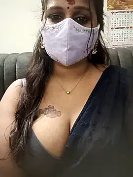 Joshica-Cutie online show from June 29, 2026, 4:51 pm