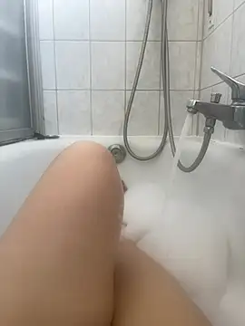Snapshot of mervehottie chatting on July 2, 2026, 4:35 pm mervehottie online show from July 2, 2026, 4:35 pm