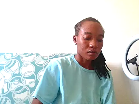 Snapshot of Playful_queen chatting on July 9, 2026, 11:25 am Playful queen online show from July 9, 2026, 11:25 am