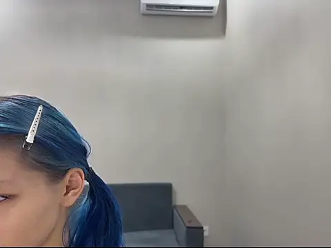 mimii moon online show from July 10, 2026, 3:55 am