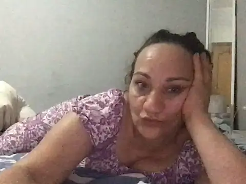 Snapshot of almarebelde chatting on July 2, 2026, 7:03 am almarebelde online show from July 2, 2026, 7:03 am