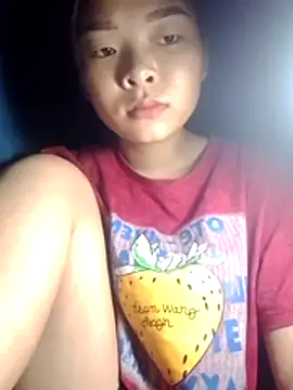 Snapshot of TH-milk chatting on July 28, 2026, 8:34 pm TH-milk online show from July 28, 2026, 8:34 pm