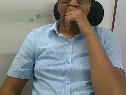Snapshot of adiasianco chatting on July 14, 2026, 8:08 am adiasianco online show from July 14, 2026, 8:08 am