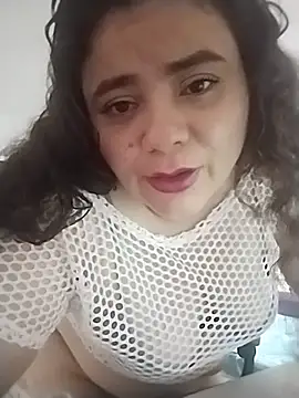 scarletthills19 online show from July 3, 2026, 6:03 pm