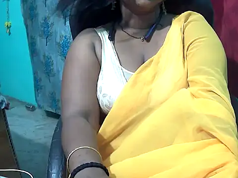 Snapshot of miss_doli chatting on July 4, 2026, 3:07 pm miss doli online show from July 4, 2026, 3:07 pm