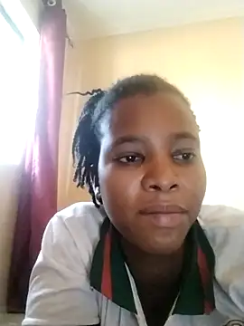 Sweetdarl online show from July 3, 2026, 1:06 pm