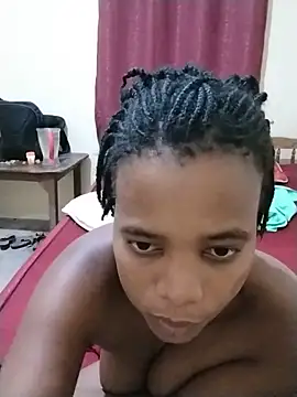 Sweetdarl online show from July 5, 2026, 10:39 pm