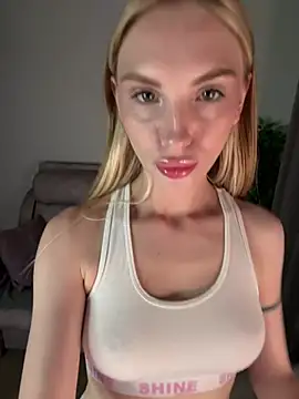 BellaSwan- online show from July 5, 2026, 7:15 am