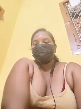 MagicGirlSwetha online show from July 27, 2026, 4:03 pm