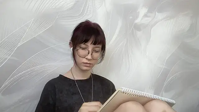 Snapshot of AnnamaeNagase chatting on July 4, 2026, 7:14 am AnnamaeNagase online show from July 4, 2026, 7:14 am