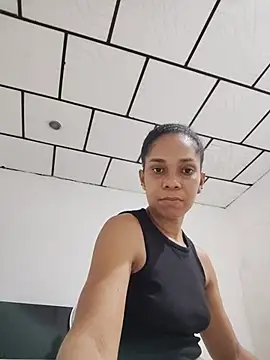 Snapshot of AstridMonroee chatting on July 8, 2026, 1:15 pm AstridMonroee online show from July 8, 2026, 1:15 pm