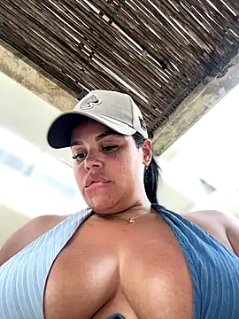 AliceStarshine online show from December 13, 2025, 7:53 pm