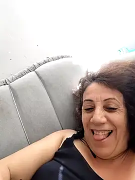 Snapshot of esineee chatting on July 14, 2026, 5:45 am esineee online show from July 14, 2026, 5:45 am