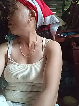 Snapshot of Tina_misu chatting on July 7, 2026, 9:13 am Tina misu online show from July 7, 2026, 9:13 am