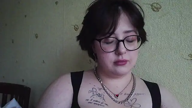 NessaLiberta online show from July 9, 2026, 1:15 pm