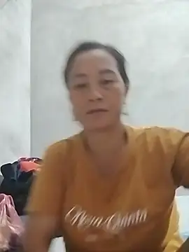 Snapshot of Big-Nipple chatting on July 8, 2026, 12:09 pm Big-Nipple online show from July 8, 2026, 12:09 pm