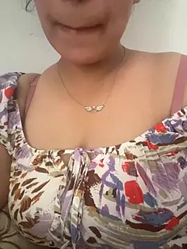 Snapshot of Popira-60 chatting on July 18, 2026, 12:20 pm Popira-60 online show from July 18, 2026, 12:20 pm