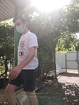 Snapshot of Tiler-cat chatting on July 9, 2026, 12:53 pm Tiler-cat online show from July 9, 2026, 12:53 pm