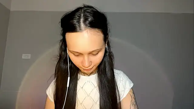 Snapshot of MayraLucarelli chatting on July 11, 2026, 10:18 am MayraLucarelli online show from July 11, 2026, 10:18 am