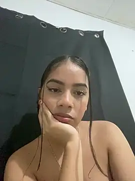 Snapshot of Lara_Jhons_ chatting on July 12, 2026, 2:24 am Lara Jhons online show from July 12, 2026, 2:24 am