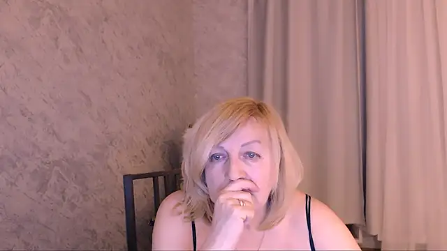 Samantha Si online show from March 19, 2026, 9:19 pm