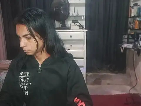Snapshot of Aryannagutierrez chatting on July 15, 2026, 12:49 am Aryannagutierrez online show from July 15, 2026, 12:49 am