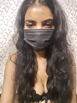 Snapshot of Miss_Yashika__ chatting on August 5, 2026, 8:06 am Miss Yashika online show from August 5, 2026, 8:06 am