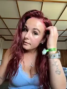 Snapshot of Nina-Sophie chatting on July 17, 2026, 2:45 pm Nina-Sophie online show from July 17, 2026, 2:45 pm