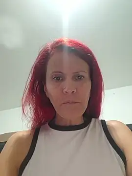 Snapshot of cintia_lov chatting on July 16, 2026, 5:46 am cintia lov online show from July 16, 2026, 5:46 am