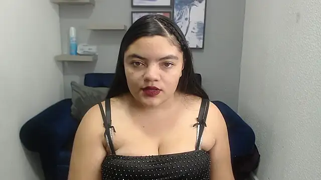 Snapshot of euphoriabigass chatting on July 17, 2026, 12:56 pm euphoriabigass online show from July 17, 2026, 12:56 pm