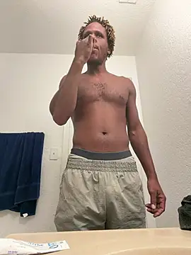 Snapshot of DonteBigNBold chatting on July 20, 2026, 11:01 am DonteBigNBold online show from July 20, 2026, 11:01 am