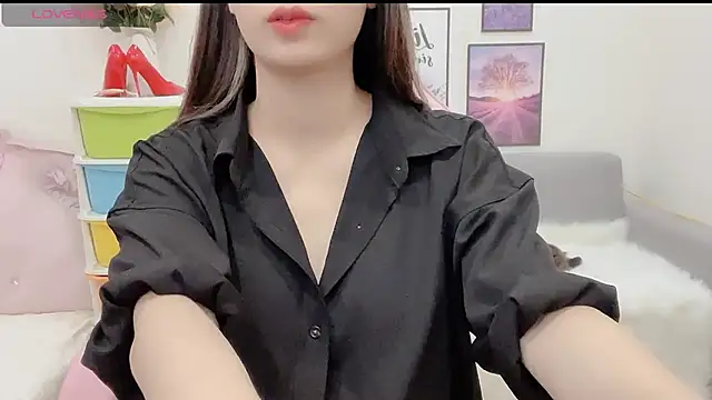 Katy Bae online show from January 24, 2025, 9:49 am