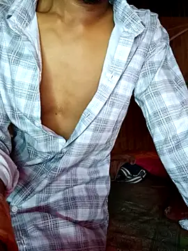 Snapshot of live_boy1 chatting on August 4, 2026, 5:37 pm live boy1 online show from August 4, 2026, 5:37 pm