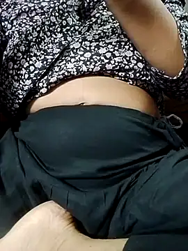 Snapshot of Bangla_girl chatting on July 24, 2026, 5:27 am Bangla girl online show from July 24, 2026, 5:27 am
