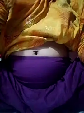 Snapshot of Bangla_girl chatting on July 24, 2026, 5:33 pm Bangla girl online show from July 24, 2026, 5:33 pm